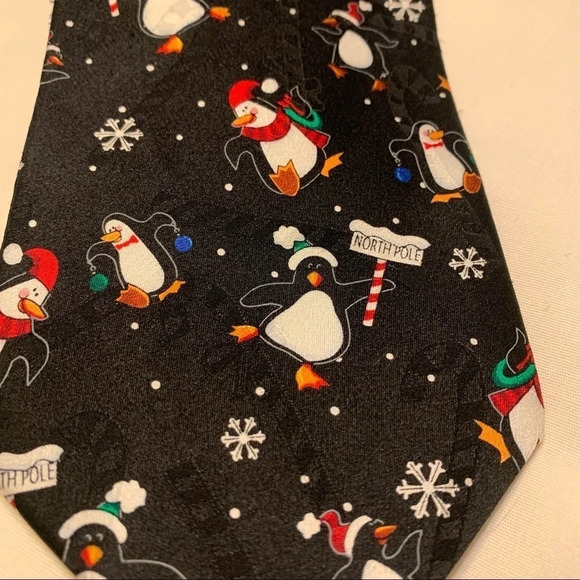Christmas Penguin Tie with Candy Canes - SpecialTies by Hallmark Licensi… - Picture 2 of 4